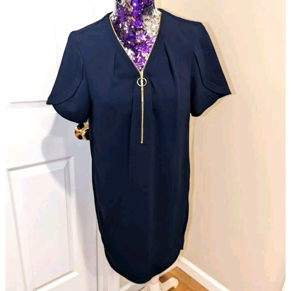 Quiet‎ Luxury Trina Turk Coastal Preppy Crepe Tunic Dress Gold Zip Navy Medium